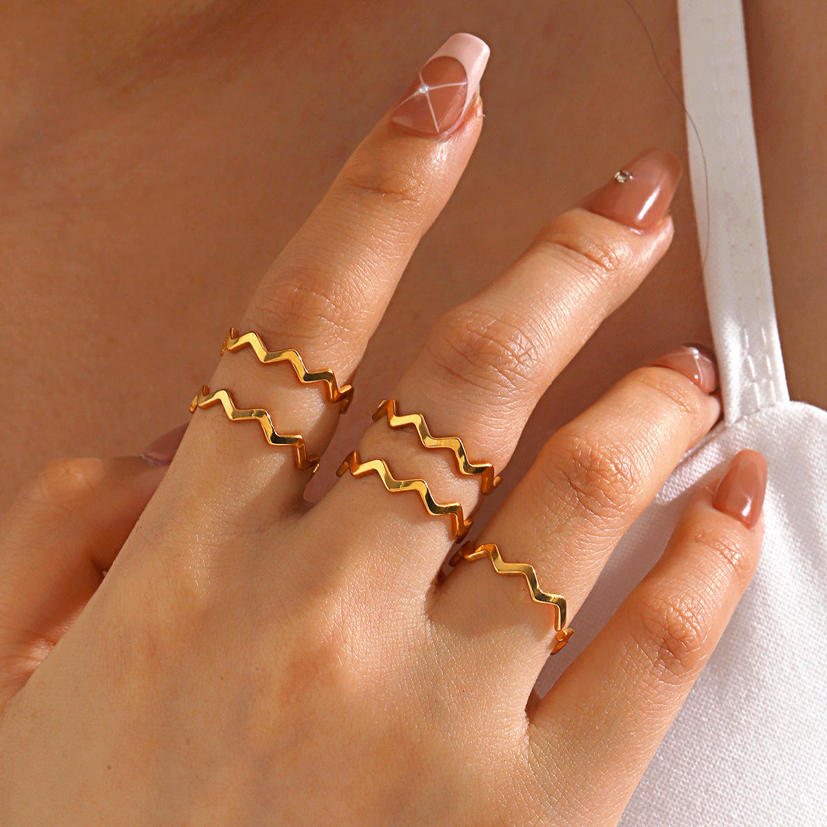 Wave Band Ring