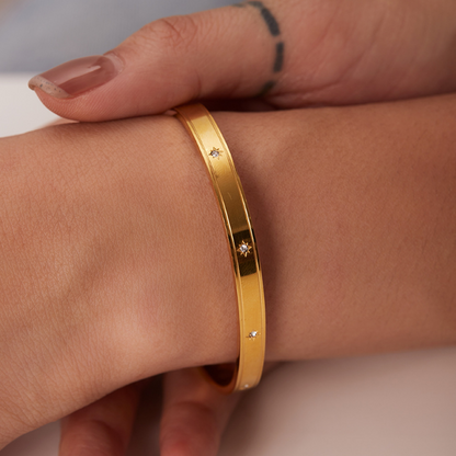 Glossy Gold Cuff (The Retro Glossy Zircon)